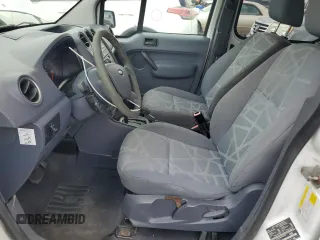 2010 Ford Transit Connect XLT z VIN NM0KS9BN6AT031475, wystawiony jako Copart lot #64888655 z przebiegiem 359 380 mil mil oraz Czysty tytuł • Clean title. Historia ofert i sprzedaży dostępna na DreamBid. Obrazek 7.