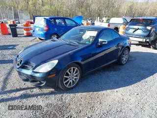 2005 Mercedes-Benz SLK 230/320 z VIN WDBWK56F55F040655, wystawiony jako IAAI lot #41971320 z przebiegiem 65 332 mil mil oraz . Historia ofert i sprzedaży dostępna na DreamBid. Obrazek 17.
