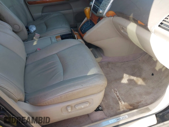 2005 Lexus RX 330 с VIN 2T2GA31U75C037389, выставлен на аукционе IAAI как лот 42516006 с пробегом Не указан миль и . История ставок и продаж доступна на DreamBid. Изображение 5.