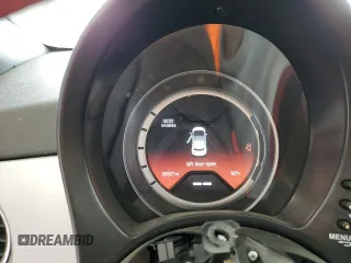 2015 FIAT 500e с VIN 3C3CFFGE0FT694348, выставлен на аукционе Copart как лот 51473845 с пробегом 68 507 миль миль и Чистый • Clean title. История ставок и продаж доступна на DreamBid. Изображение 9.