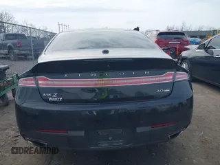 2014 Lincoln MKZ with VIN 3LN6L2J94ER811877, listed as a IAAI auction lot 42022519 with 178,972 mi miles. Bid and sale history available at carsss.com. Image 16.