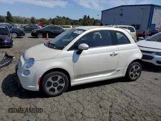 2018 FIAT 500e с VIN 3C3CFFGE5JT469593, выставлен на аукционе Copart как лот 59946225 с пробегом 35 003 миль миль и Списание • Salvage title. История ставок и продаж доступна на DreamBid. Изображение 1.