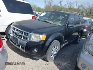 2008 Ford Escape Limited with VIN 1FMCU94198KD40722, listed as a IAAI auction lot 35752945 with 196,162 mi miles. Bid and sale history available at carsss.com. Image 2.