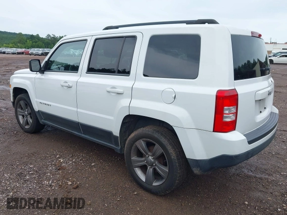 2015 Jeep Patriot High Altitude с VIN 1C4NJPFA8FD388723, выставлен на аукционе IAAI как лот 42542143 с пробегом 115 573 миль миль и . История ставок и продаж доступна на DreamBid. Изображение 3.