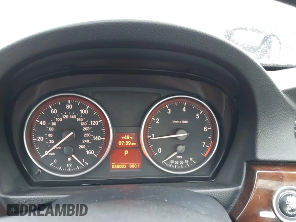 2011 BMW 3 Series 328i xDrive with VIN WBAPK7G58BNN78269, listed as a IAAI auction lot 41904907 with 86,003 mi miles. Bid and sale history available at carsss.com. Image 7.