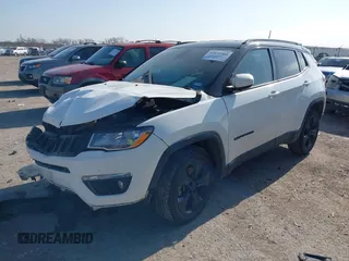 2019 Jeep Compass Altitude z VIN 3C4NJCBB2KT832402, wystawiony jako IAAI lot #41054965 z przebiegiem 84 804 mil mil oraz . Historia ofert i sprzedaży dostępna na DreamBid. Obrazek 17.