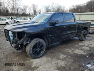 2022 Ram 1500 Big Horn z VIN 1C6SRFMT0NN294989, wystawiony jako Copart lot #47314515 z przebiegiem 46 063 mil mil oraz Szkoda całkowita • Salvage title. Historia ofert i sprzedaży dostępna na DreamBid. Obrazek 1.
