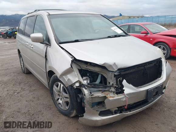 2005 Honda Odyssey EX-L with VIN 5FNRL38675B505695, listed as a IAAI auction lot 40931430 with 337,403 mi miles. Bid and sale history available at carsss.com. Image 6.
