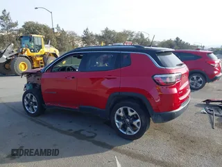 2018 Jeep Compass Limited with VIN 3C4NJDCB8JT264174, listed as a IAAI auction lot 41368415 with 67,594 mi miles. Bid and sale history available at carsss.com. Image 15.