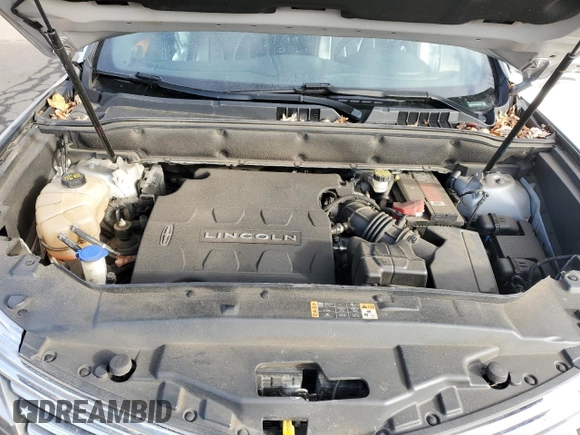 2018 Lincoln MKX Reserve z VIN 2LMPJ8LR7JBL13759, wystawiony jako Copart lot #49158975 z przebiegiem 82 466 mil mil oraz Szkoda całkowita • Salvage title. Historia ofert i sprzedaży dostępna na DreamBid. Obrazek 13.