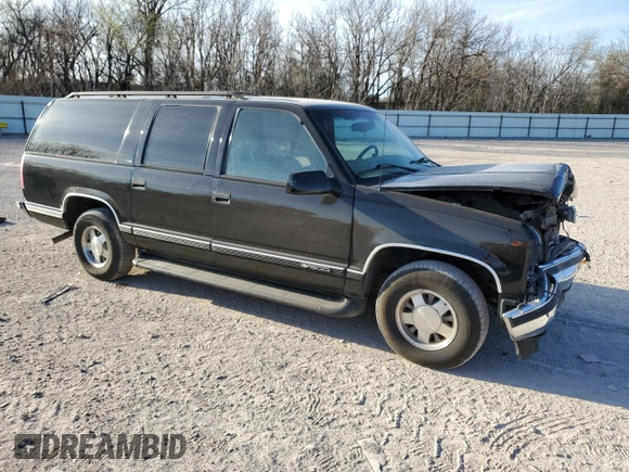 1999 Chevrolet Suburban with VIN 3GNEC16R1XG263524, listed as a Copart auction lot 49686865 with 280,125 mi miles and Salvage Title. Bid and sale history available at carsss.com. Image 4.