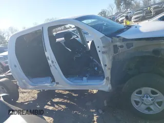 2013 Toyota Tundra 4WD Truck with VIN 5TFDW5F12DX299162, listed as a IAAI auction lot 41829577 with 1 mi miles. Bid and sale history available at carsss.com. Image 13.