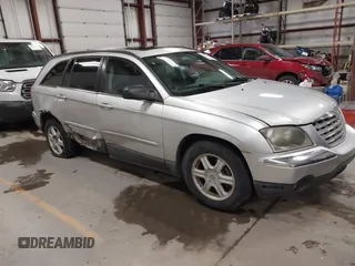 2004 Chrysler Pacifica z VIN 2C8GF684X4R626155, wystawiony jako IAAI lot #41430286 z przebiegiem 185 878 mil mil oraz . Historia ofert i sprzedaży dostępna na DreamBid. Obrazek 1.