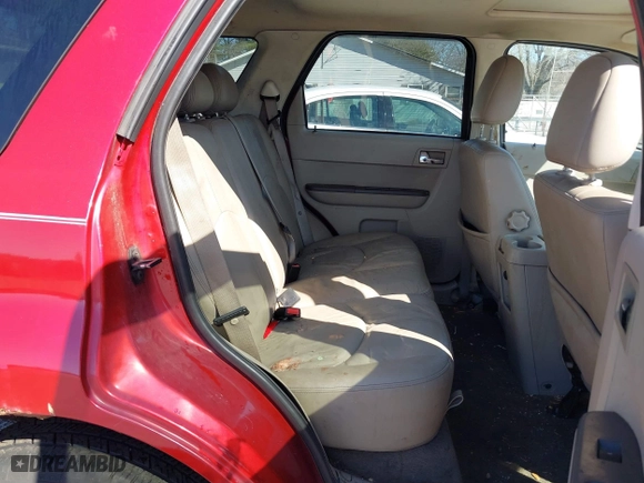 2008 Mercury Mariner with VIN 4M2CU91198KJ14439, listed as a IAAI auction lot 41745524 with 156,345 mi miles. Bid and sale history available at carsss.com. Image 8.