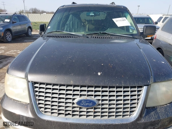 2005 Ford Expedition Eddie Bauer with VIN 1FMFU17595LA63878, listed as a IAAI auction lot 41715409 with 1 mi miles. Bid and sale history available at carsss.com. Image 10.