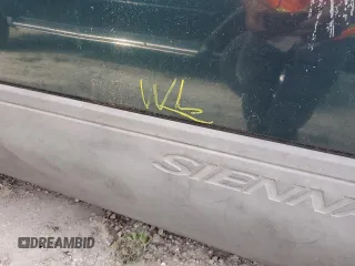 1998 Toyota Sienna LE with VIN 4T3ZF13C8WU026660, listed as a Copart auction lot 76808324 with 305,832 mi miles and Salvage Title. Bid and sale history available at carsss.com. Image 13.