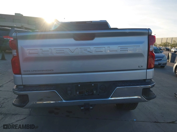 2019 Chevrolet Silverado 1500 LT with VIN 1GCRYDEDXKZ272945, listed as a IAAI auction lot 41225816 with 95,088 mi miles. Bid and sale history available at carsss.com. Image 17.