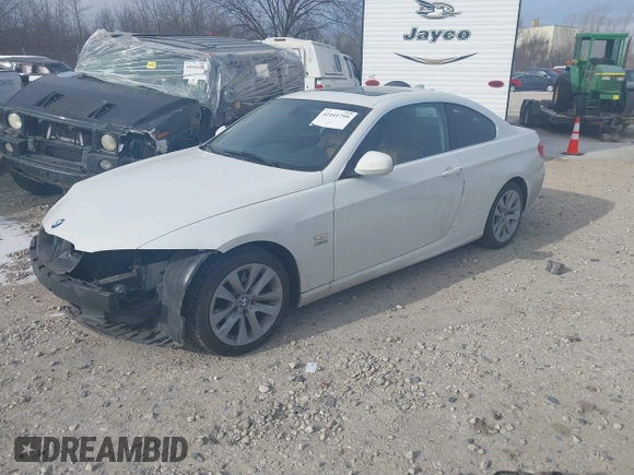 2013 BMW 3 Series 328i xDrive with VIN WBAKF5C56DE657855, listed as a IAAI auction lot 41441799 with 107,581 mi miles. Bid and sale history available at carsss.com. Image 2.