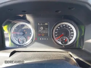 2013 Ram 1500 SLT z VIN 1C6RR7GP3DS553171, wystawiony jako IAAI lot #41295214 z przebiegiem 207 390 mil mil oraz . Historia ofert i sprzedaży dostępna na DreamBid. Obrazek 7.