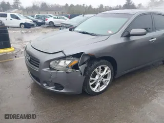 2014 Nissan Maxima 3.5 S with VIN 1N4AA5AP6EC480387, listed as a IAAI auction lot 41729170 with 166,981 mi miles. Bid and sale history available at carsss.com. Image 6.