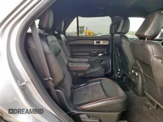 2023 Ford Explorer ST-Line с VIN 1FMSK7KH5PGB05208, выставлен на аукционе Copart как лот 64032885 с пробегом 35 251 миль миль и Списание • Salvage title. История ставок и продаж доступна на DreamBid. Изображение 11.