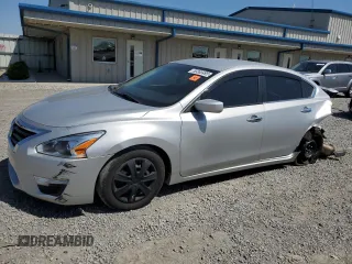 2015 Nissan Altima SV with VIN 1N4AL3AP8FC179748, listed as a Copart auction lot 50363495 with 231,527 mi miles and Salvage Title. Bid and sale history available at carsss.com. Image 1.