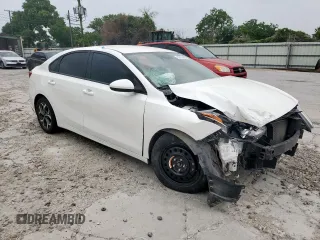 2021 Kia Forte LXS with VIN 3KPF24AD6ME303374, listed as a Copart auction lot 57673425 with 41,694 mi miles and Salvage title. Bid and sale history available at DreamBid. Image 4.