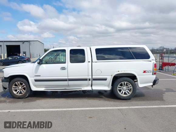 2001 Chevrolet Silverado 1500 LS with VIN 1GCEK19T21E163207, listed as a IAAI auction lot 42059312 with 253,281 mi miles and . Bid and sale history available at DreamBid. Image 14.