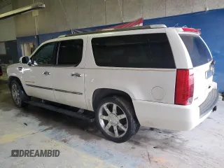 2011 Cadillac Escalade ESV Premium z VIN 1GYS4JEF0BR113052, wystawiony jako Copart lot #88556445 z przebiegiem 228 919 mil mil oraz Szkoda całkowita • Salvage title. Historia ofert i sprzedaży dostępna na DreamBid. Obrazek 2.