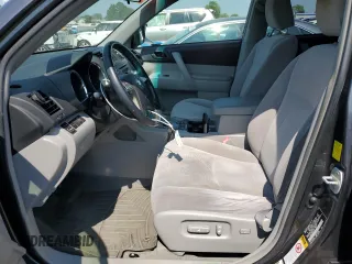 2009 Toyota Highlander z VIN JTEES41A392147120, wystawiony jako Copart lot #59542425 z przebiegiem 267 246 mil mil oraz Szkoda całkowita • Salvage title. Historia ofert i sprzedaży dostępna na DreamBid. Obrazek 7.