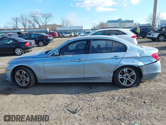 2012 BMW 3 Series 328i с VIN WBA3C1C55CF432664, выставлен на аукционе IAAI как лот 41334641 с пробегом Не указан миль и . История ставок и продаж доступна на DreamBid. Изображение 14.