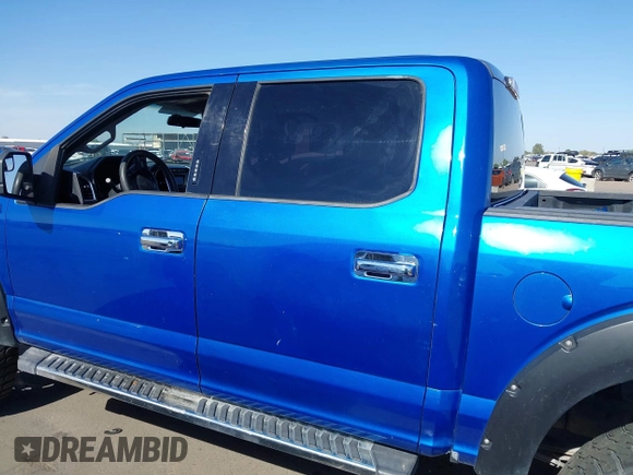 2015 Ford F-150 XLT z VIN 1FTEW1EF1FKD45929, wystawiony jako IAAI lot #42494466 z przebiegiem 114 898 mil mil oraz . Historia ofert i sprzedaży dostępna na DreamBid. Obrazek 14.