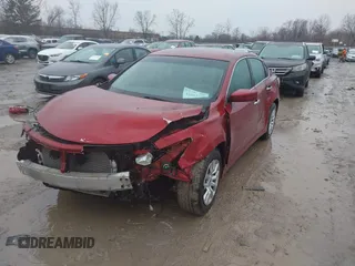 2015 Nissan Altima 2.5 S with VIN 1N4AL3AP8FN345660, listed as a IAAI auction lot 41913700 with 101,349 mi miles. Bid and sale history available at carsss.com. Image 18.