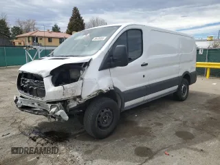 2017 Ford Transit with VIN 1FTYR1ZM7HKB14498, listed as a Copart auction lot 50426995 with 113,262 mi miles and Salvage Title. Bid and sale history available at carsss.com. Image 1.