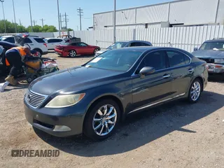 2008 Lexus LS 460 z VIN JTHBL46F185081395, wystawiony jako IAAI lot #42014942 z przebiegiem 235 101 mil mil oraz . Historia ofert i sprzedaży dostępna na DreamBid. Obrazek 2.