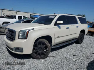 2015 GMC Yukon XL SLT with VIN 1GKS1HKC2FR276426, listed as a Copart auction lot 54330585 with 0 mi miles and Salvage Title. Bid and sale history available at carsss.com. Image 1.