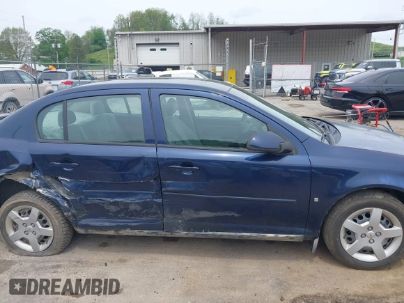 2008 Chevrolet Cobalt LT z VIN 1G1AL58F287132853, wystawiony jako IAAI lot #42162107 z przebiegiem 174 386 mil mil oraz . Historia ofert i sprzedaży dostępna na DreamBid. Obrazek 13.