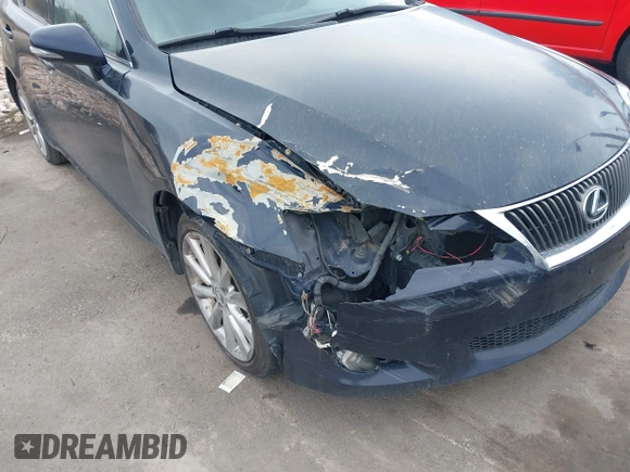 2009 Lexus IS with VIN JTHCK262495034890, listed as a IAAI auction lot 41778120 with 191,758 mi miles. Bid and sale history available at carsss.com. Image 6.