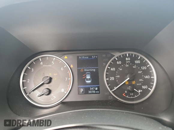 2025 Nissan Sentra S z VIN 3N1AB8BV6SY304550, wystawiony jako Copart lot #57815045 z przebiegiem 3 078 mil mil oraz Szkoda całkowita • Salvage title. Historia ofert i sprzedaży dostępna na DreamBid. Obrazek 9.