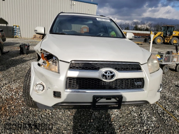 2010 Toyota RAV4 Limited with VIN 2T3YK4DV4AW006357, listed as a Copart auction lot 41661085 with 135,193 mi miles and Salvage title. Bid and sale history available at DreamBid. Image 5.