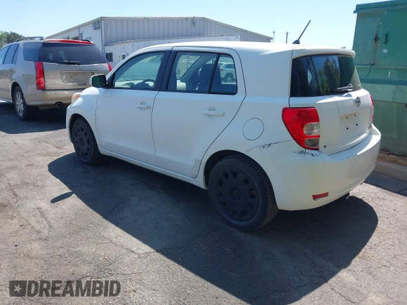 2009 Scion xD with VIN JTKKU10429J046662, listed as a IAAI auction lot 42147835 with 182,952 mi miles. Bid and sale history available at carsss.com. Image 3.