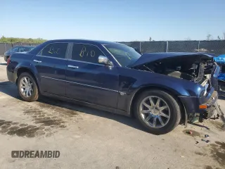 2005 Chrysler 300 with VIN 2C3AA63HX5H655263, listed as a Copart auction lot 52492635 with 168,602 mi miles and Salvage Title. Bid and sale history available at carsss.com. Image 4.