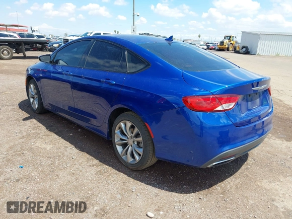 2015 Chrysler 200 S z VIN 1C3CCCBB3FN620636, wystawiony jako IAAI lot #42406483 z przebiegiem 156 773 mil mil oraz . Historia ofert i sprzedaży dostępna na DreamBid. Obrazek 3.