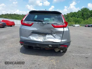 2017 Honda CR-V LX z VIN 7FARW5H36HE003231, wystawiony jako IAAI lot #42172393 z przebiegiem 92 527 mil mil oraz . Historia ofert i sprzedaży dostępna na DreamBid. Obrazek 6.