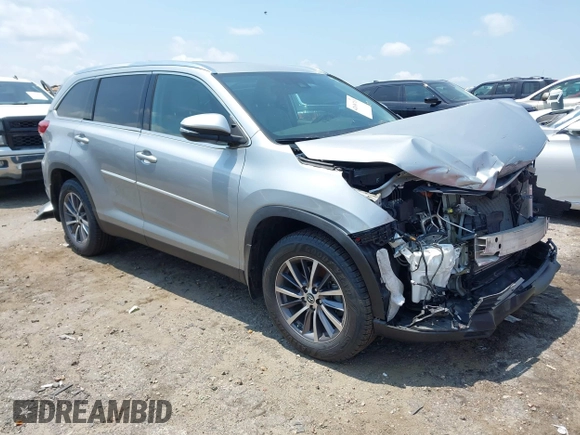 2019 Toyota Highlander SE with VIN 5TDJZRFH6KS614952, listed as a IAAI auction lot 42636713 with 65,471 mi miles and . Bid and sale history available at DreamBid. Image 1.