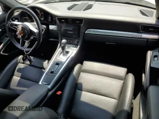 2019 Porsche 911 Carrera with VIN WP0AA2A97KS103238, listed as a Copart auction lot 60938043 with 29,018 mi miles. Bid and sale history available at carsss.com. Image 8.