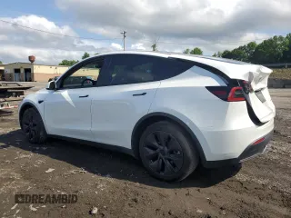 2024 Tesla Model Y Long Range с VIN 7SAYGDEE1RF201627, выставлен на аукционе Copart как лот 60631195 с пробегом 14 356 миль миль и Списание • Salvage title. История ставок и продаж доступна на DreamBid. Изображение 2.
