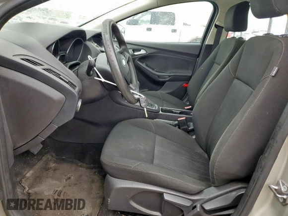 2015 Ford Focus SE z VIN 1FADP3F23FL243807, wystawiony jako Copart lot #60159605 z przebiegiem 171 427 mil mil oraz Czysty tytuł • Clean title. Historia ofert i sprzedaży dostępna na DreamBid. Obrazek 7.