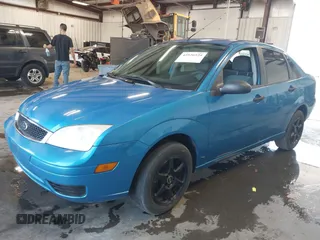 2007 Ford Focus S with VIN 1FAFP34N27W262385, listed as a IAAI auction lot 42526524 with 183,733 mi miles and . Bid and sale history available at DreamBid. Image 19.