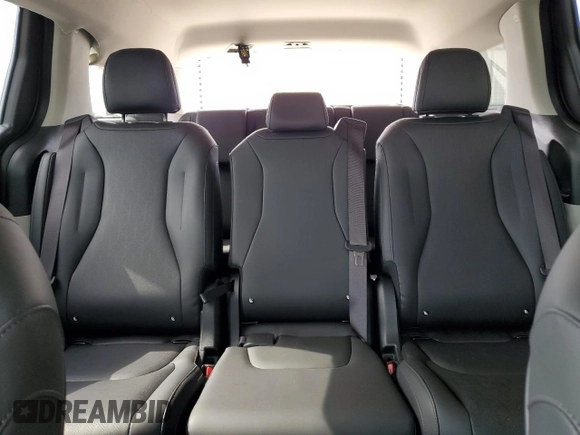 2024 Kia Carnival LX with VIN KNDNB4H32R6394374, listed as a Copart auction lot 50091394 with 2,685 mi miles and Clean Title. Bid and sale history available at carsss.com. Image 10.